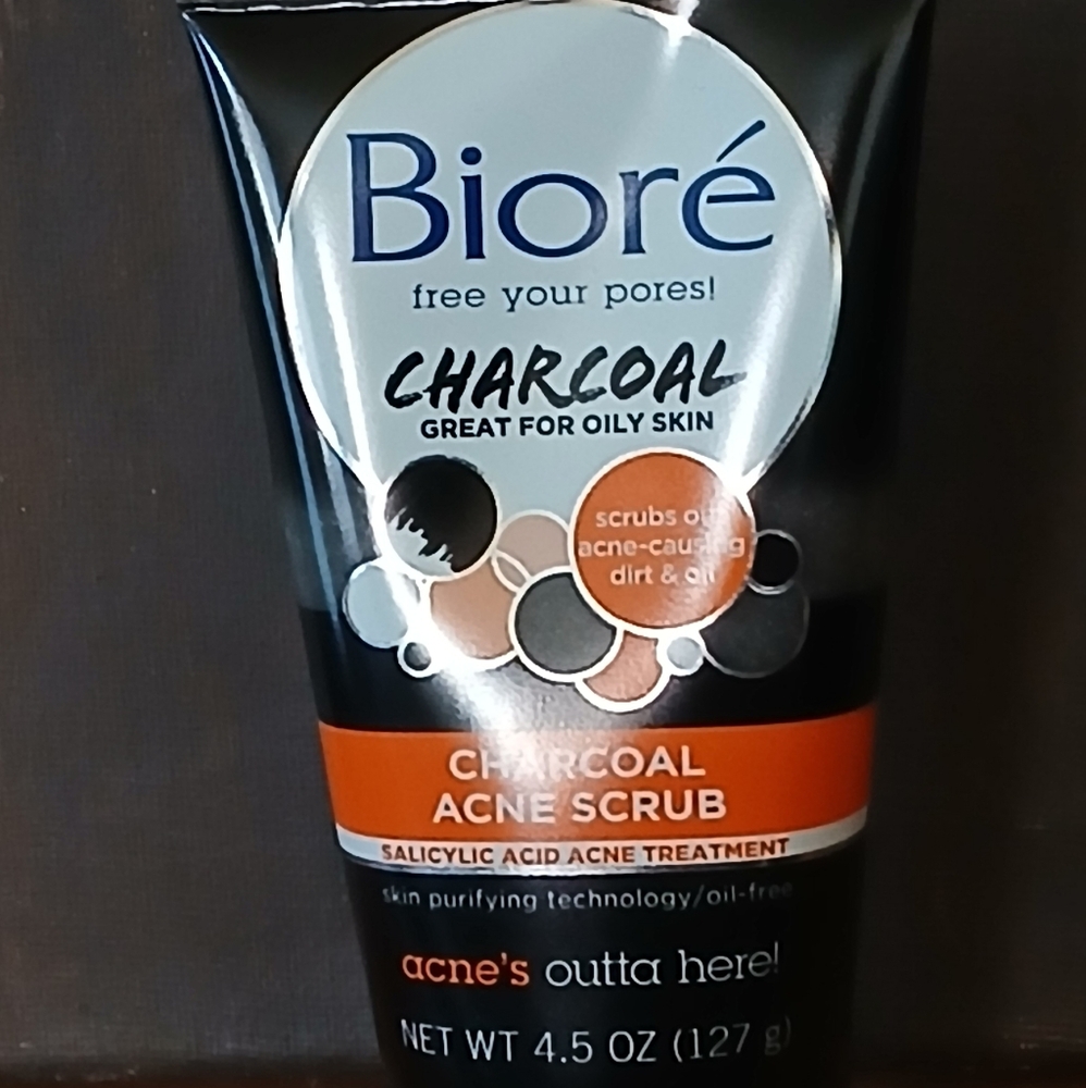 Bioré Charcoal Acne Scrub